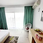 Pensionat Ryanna Pe Plaja Belona