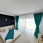 Ryanna Pe Plaja Belona Pensionat 4*