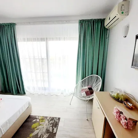 Affittacamere Ryanna Pe Plaja Belona