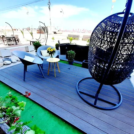 Ryanna Pe Plaja Belona Affittacamere