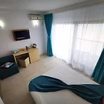 Ryanna Pe Plaja Belona Pensiune