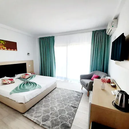 Guest house Ryanna Pe Plaja Belona