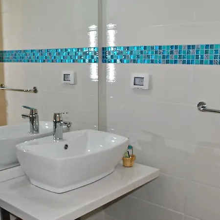 Ryanna Pe Plaja Belona Guest house Eforie Nord