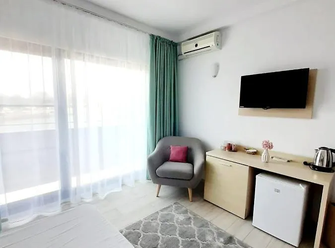 Guest house Ryanna Pe Plaja Belona Eforie Nord