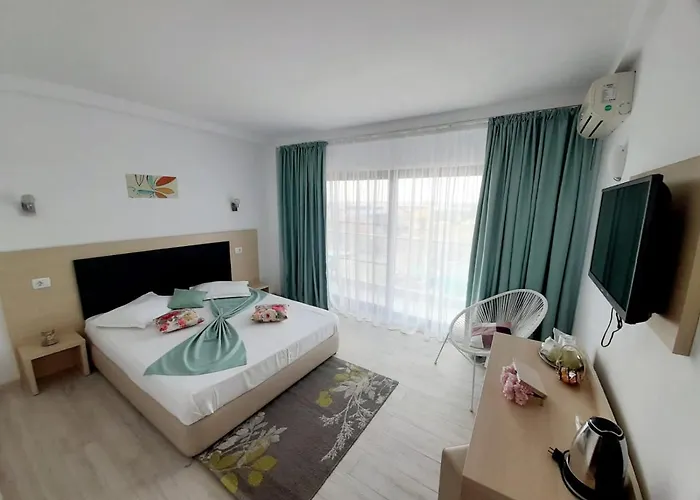 Ryanna Pe Plaja Belona Guest house 4*