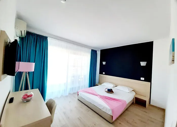 Ryanna Pe Plaja Belona بيت ضيافة إيفوري نورد