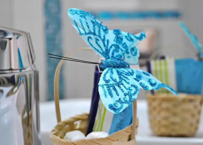 Ryanna Pe Plaja Belona 4*